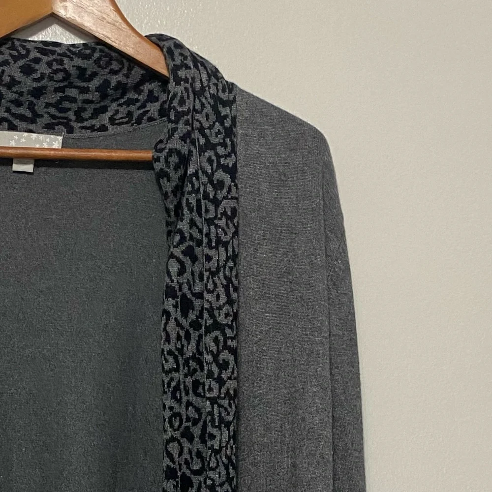 Carolyn Taylor Open Front Cardigan Women’s Size L Leopard Print Collar - Picture 9 of 9